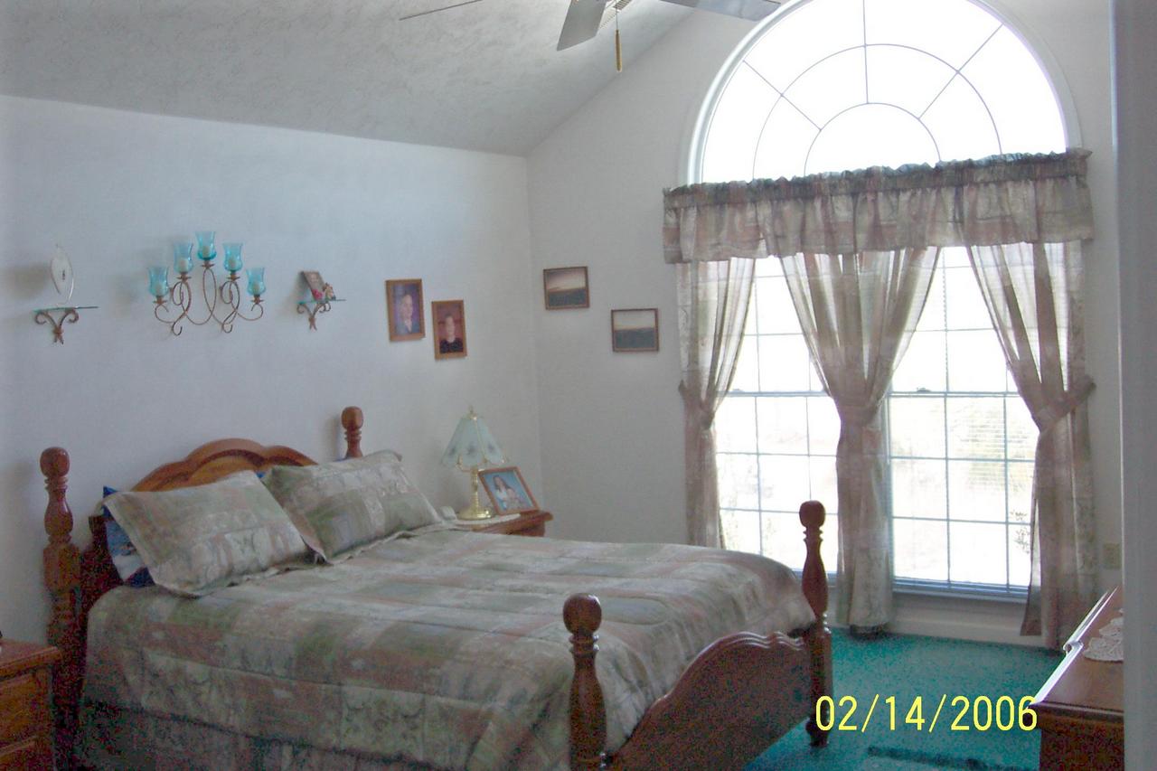 462 Huff Road Fincastle, VA 24090 - Photo 7 of 8 Huff Master Bedroom