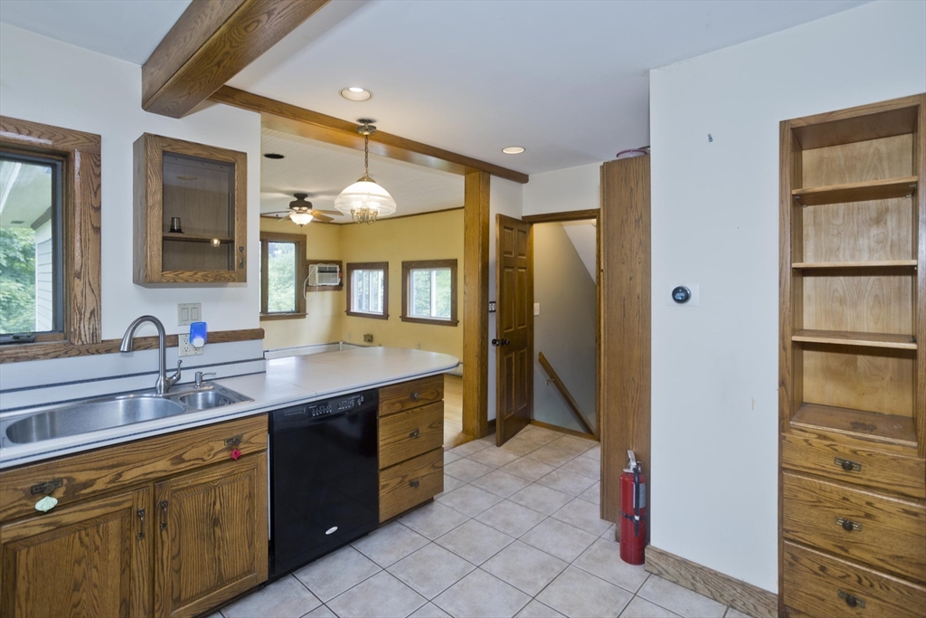 78 Lyman Road Northampton, MA 01060 - Photo 32 of 35