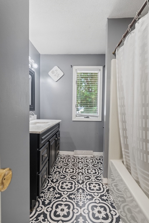 290 Tremont Street Springfield, MA 01104 - Photo 21 of 28