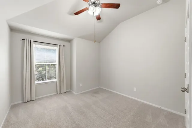 $1,900 | 104 Crooked Trail, Bastrop, TX 78602