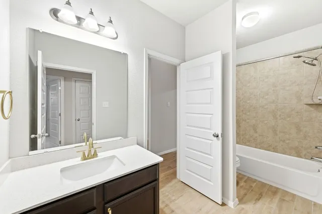 $1,900 | 104 Crooked Trail, Bastrop, TX 78602