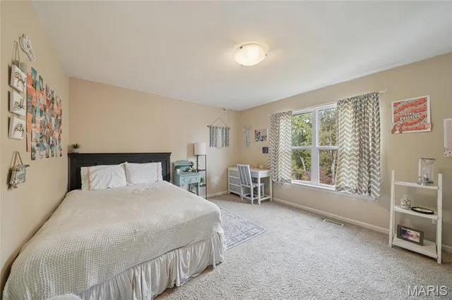 $385,000 | 956 Shadow Pine Drive, Fenton, MO 63026