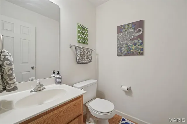 $385,000 | 956 Shadow Pine Drive, Fenton, MO 63026