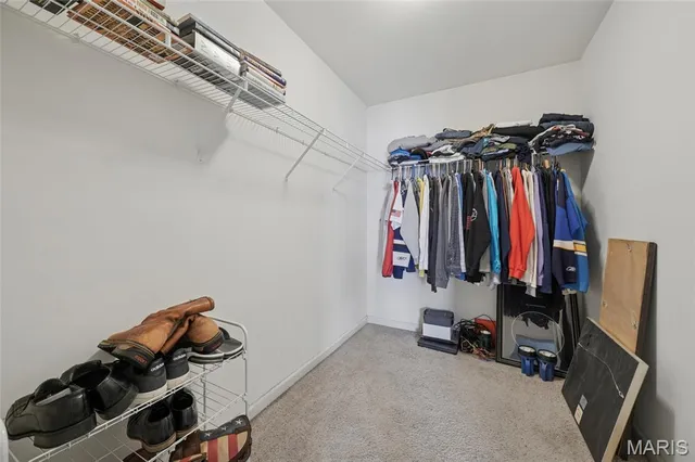 $385,000 | 956 Shadow Pine Drive, Fenton, MO 63026