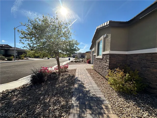 $440,000 | 2040 Port Royal Drive, Laughlin, NV 89029