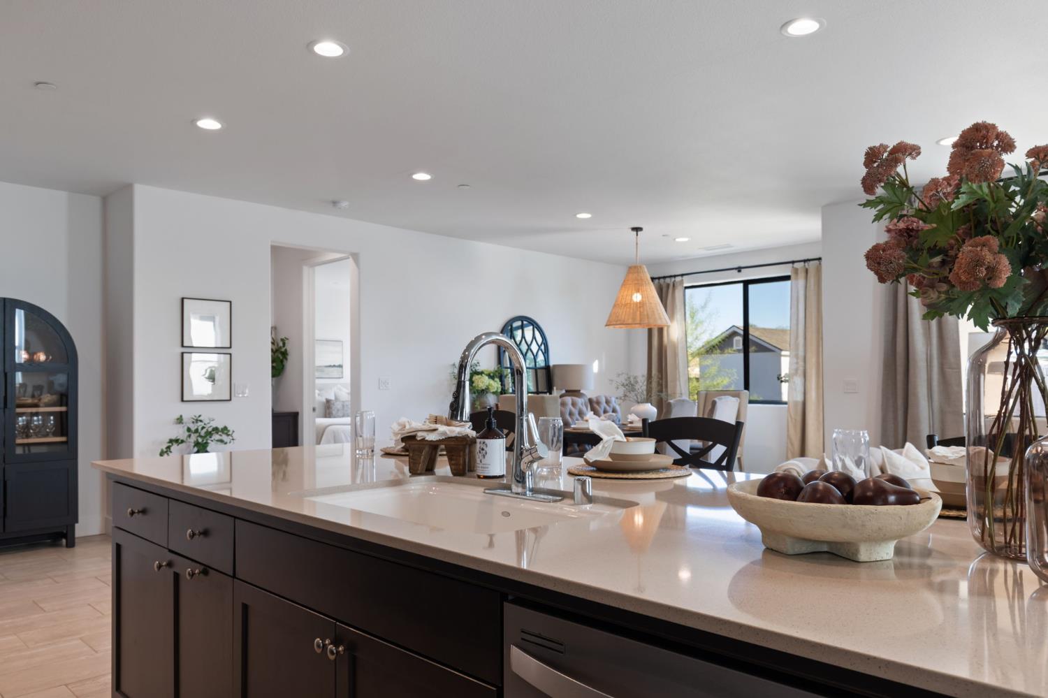 1022 Moonrise Way Madera, CA 93636 - Photo 16 of 57