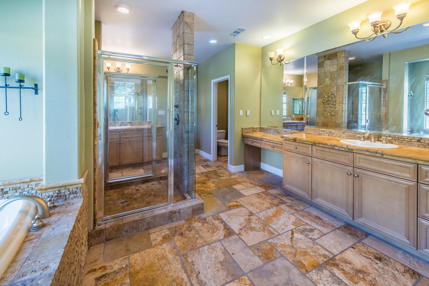 3708 Red Hawk Court Simi Valley, CA 93063 - Photo 15 of 27 Master Bath