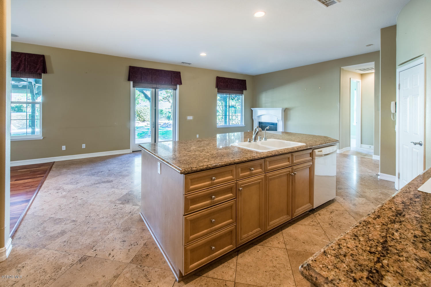 3708 Red Hawk Court Simi Valley, CA 93063 - Photo 9 of 27 Kitchen & Breakfast Area View