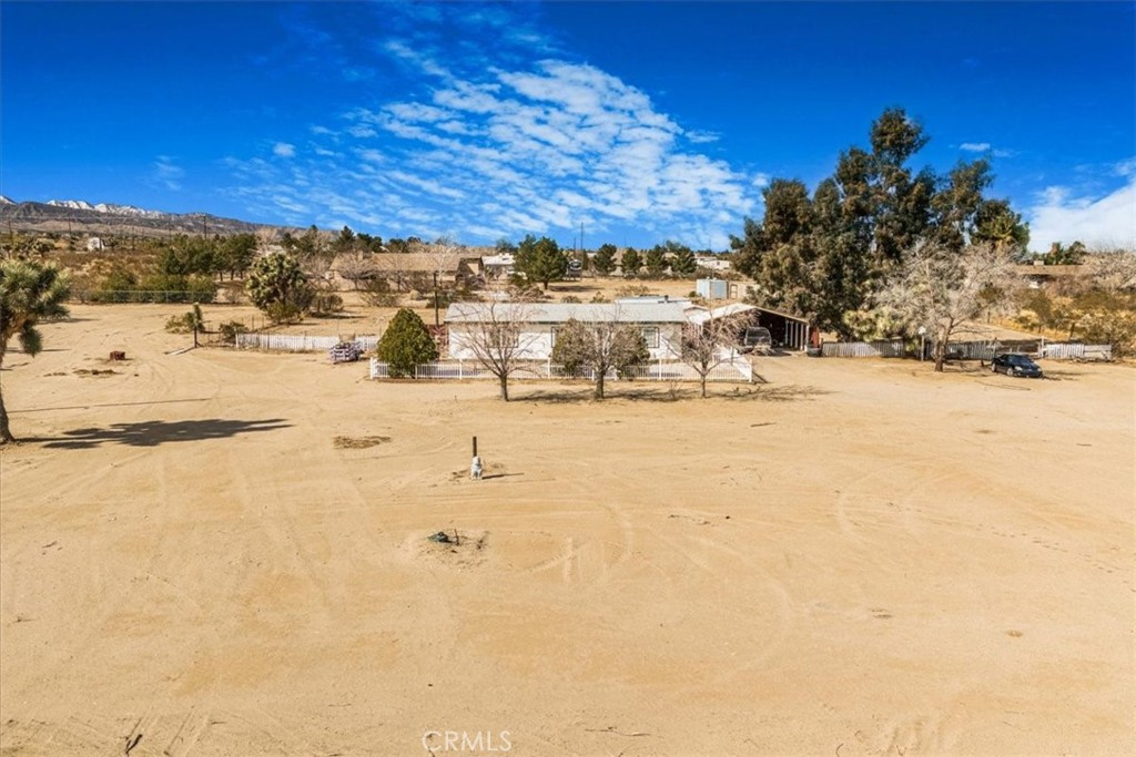 13378 Paramount Road Phelan, CA 92371 - Photo 12 of 43