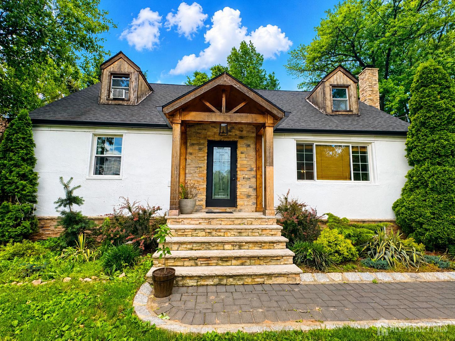 7 Morningside Road Colonia, NJ 07067 - Photo 4 of 21