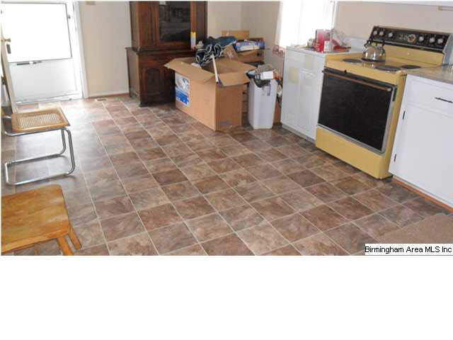 211 Cove Road Wilsonville, AL 35186 - Photo 10 of 13