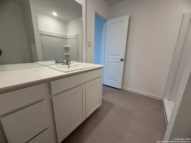 $1,445 | 204 Ottawa Way, New Braunfels, TX 78130