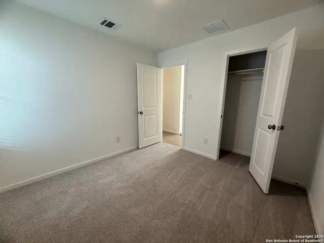 $1,445 | 204 Ottawa Way, New Braunfels, TX 78130