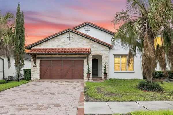 $950,000 | 10409 Angel Oak Court, Orlando, FL 32836