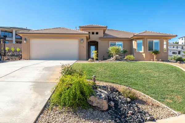 $465,000 | 16 North Sunset Ridge Drive, Hurricane, UT 84737