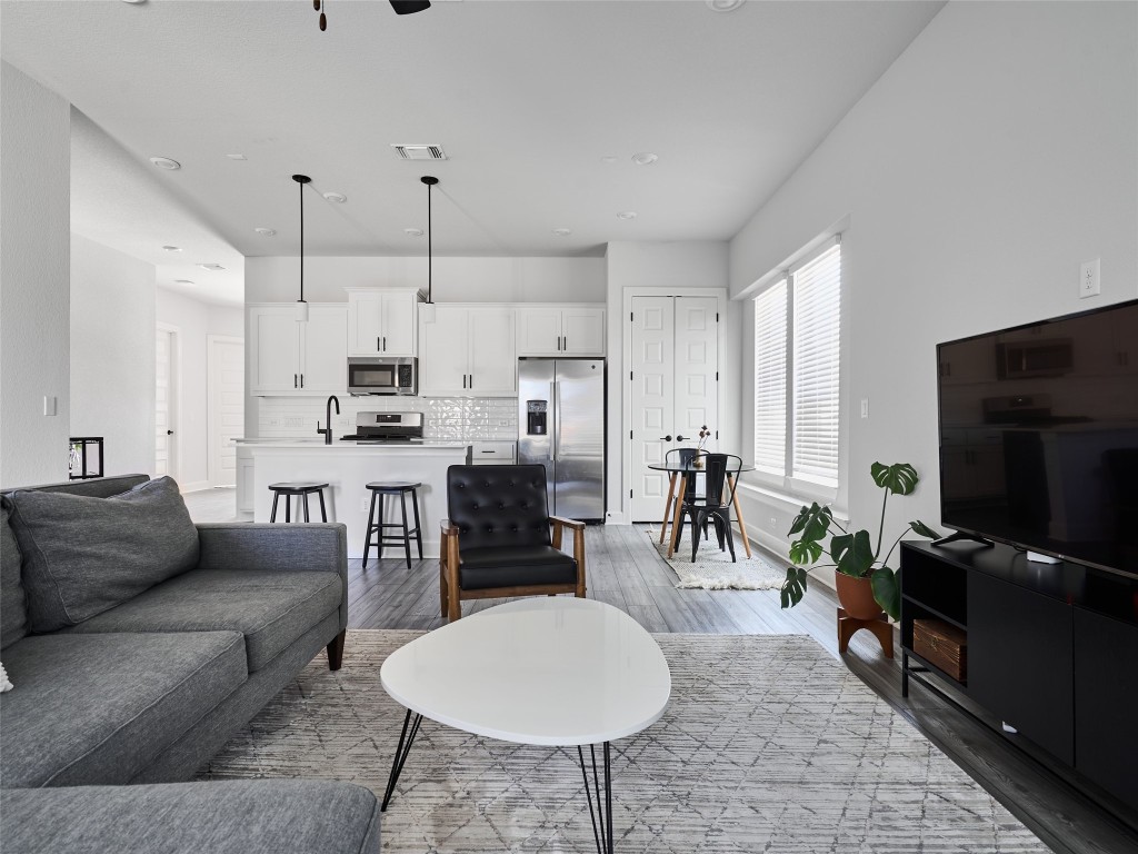 4707 Sea Salt Drive Austin, TX 78747 - Photo 7 of 40