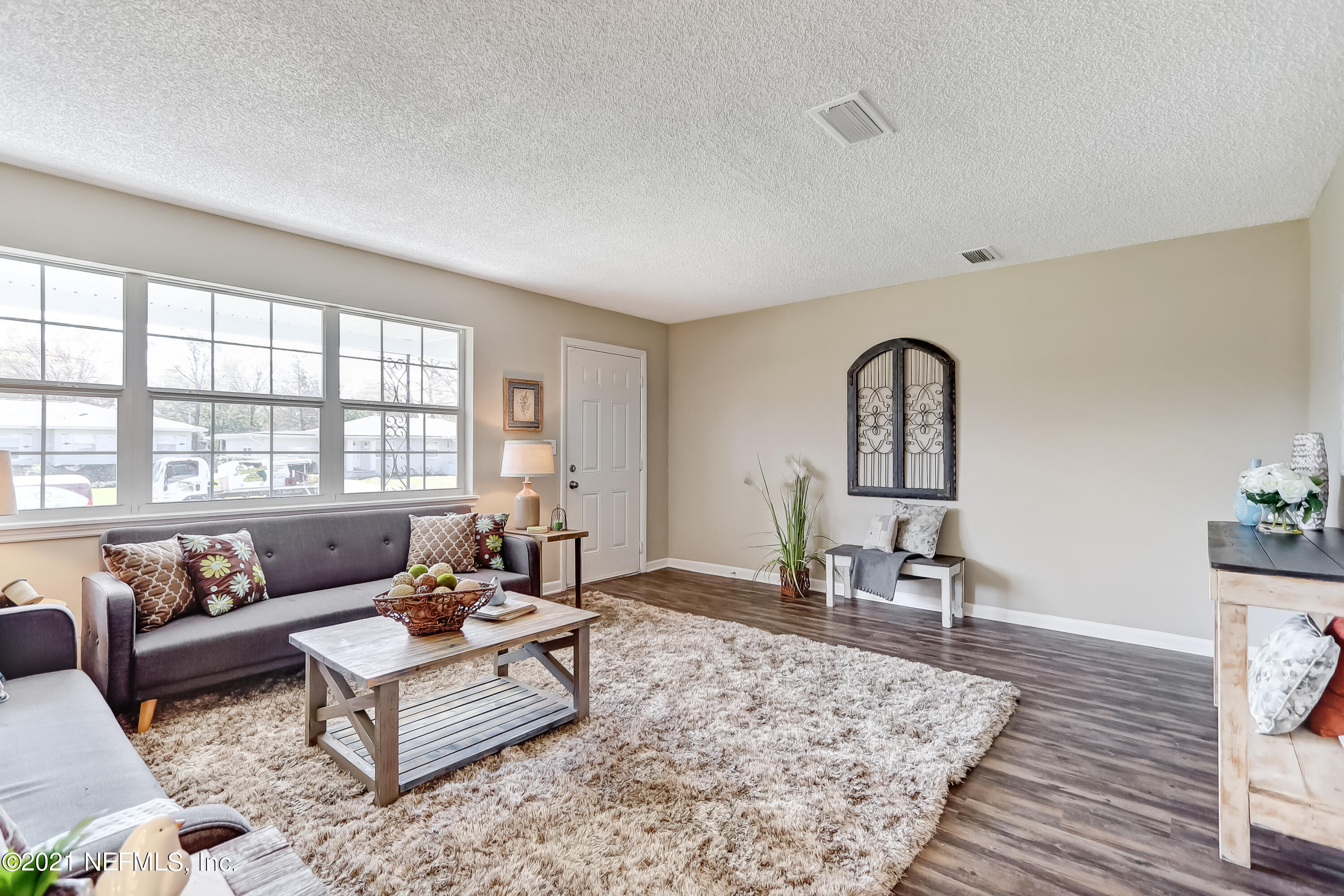 6607 Aires Road Jacksonville, FL 32244 - Photo 3 of 35 IMG_0015_16_17_18_19_20_21