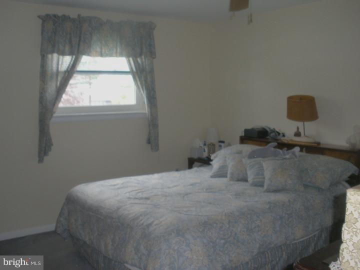 2665 Weir Road Aston, PA 19014 - Photo 9 of 12 Bedroom