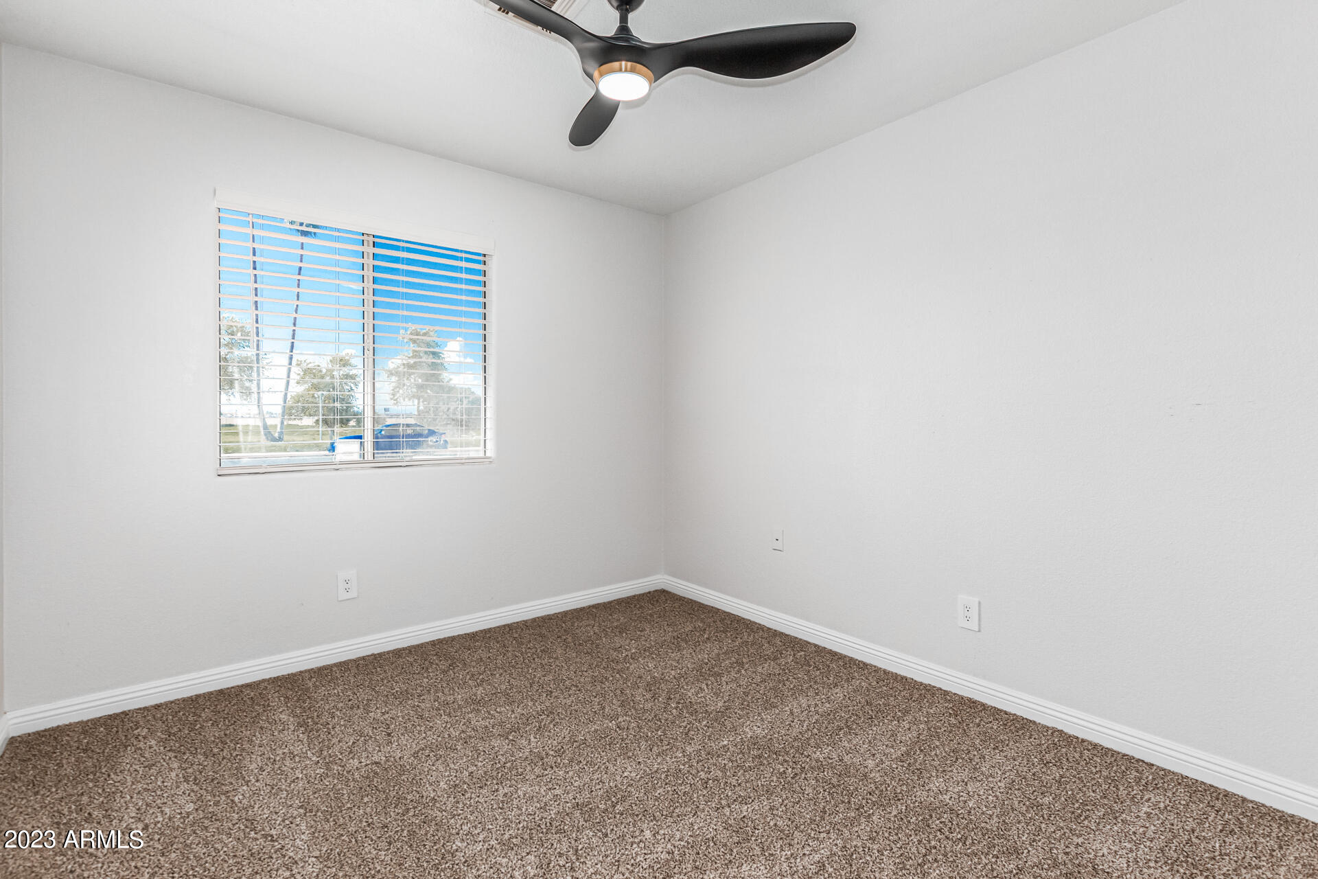 2127 West Roeser Road Phoenix, AZ 85041 - Photo 19 of 27 17 - Roeser 2127