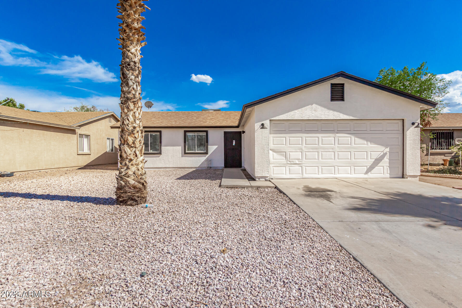 2127 West Roeser Road Phoenix, AZ 85041 - Photo 2 of 27 04 - Roeser 2127