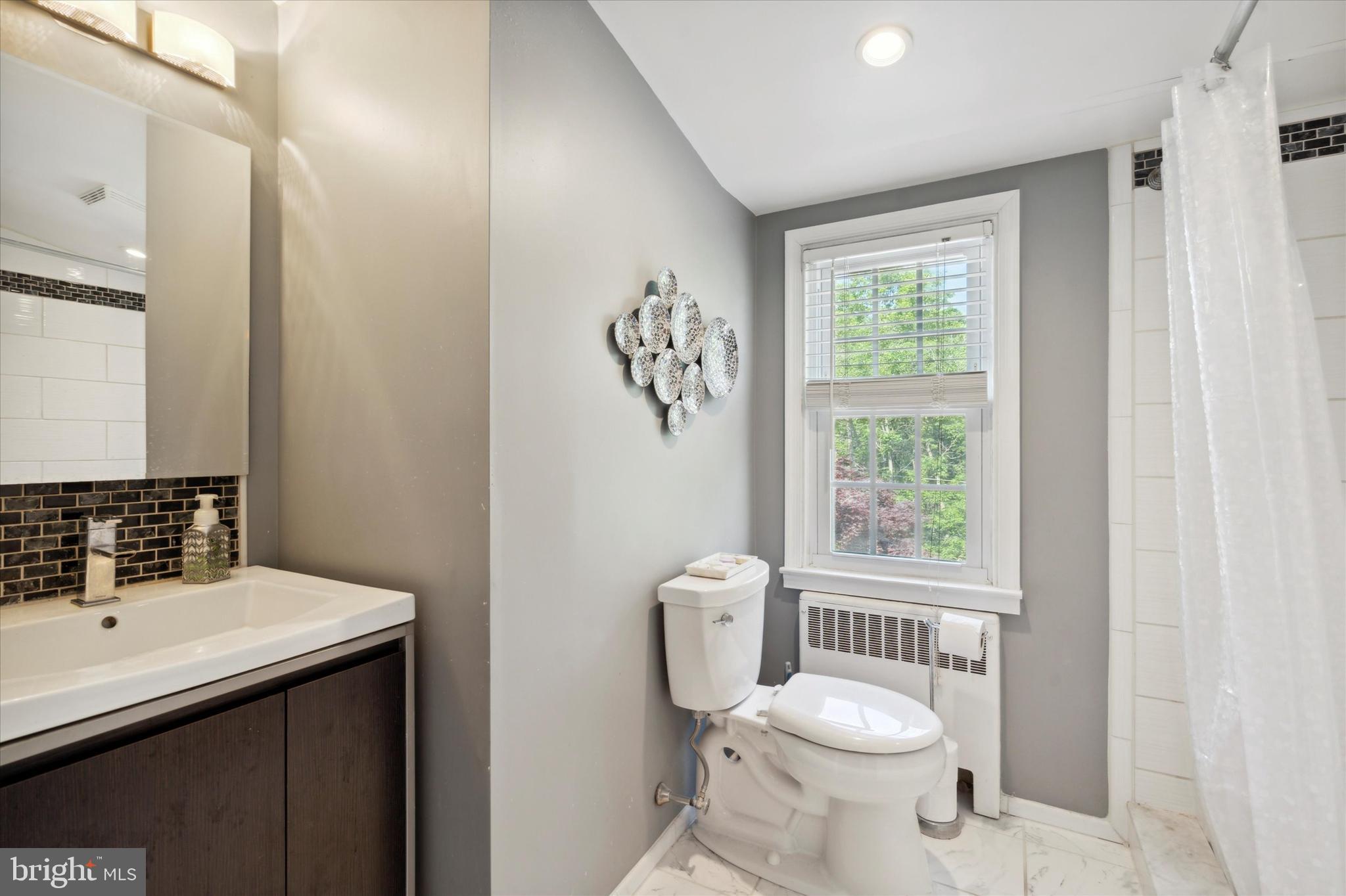 120 Golf Hills Road Havertown, PA 19083 - Photo 16 of 24