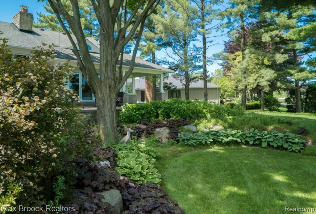 3790 West Maple Road Bloomfield Hills, MI 48301 - Photo 34 of 36 84_DSC1843.jpg