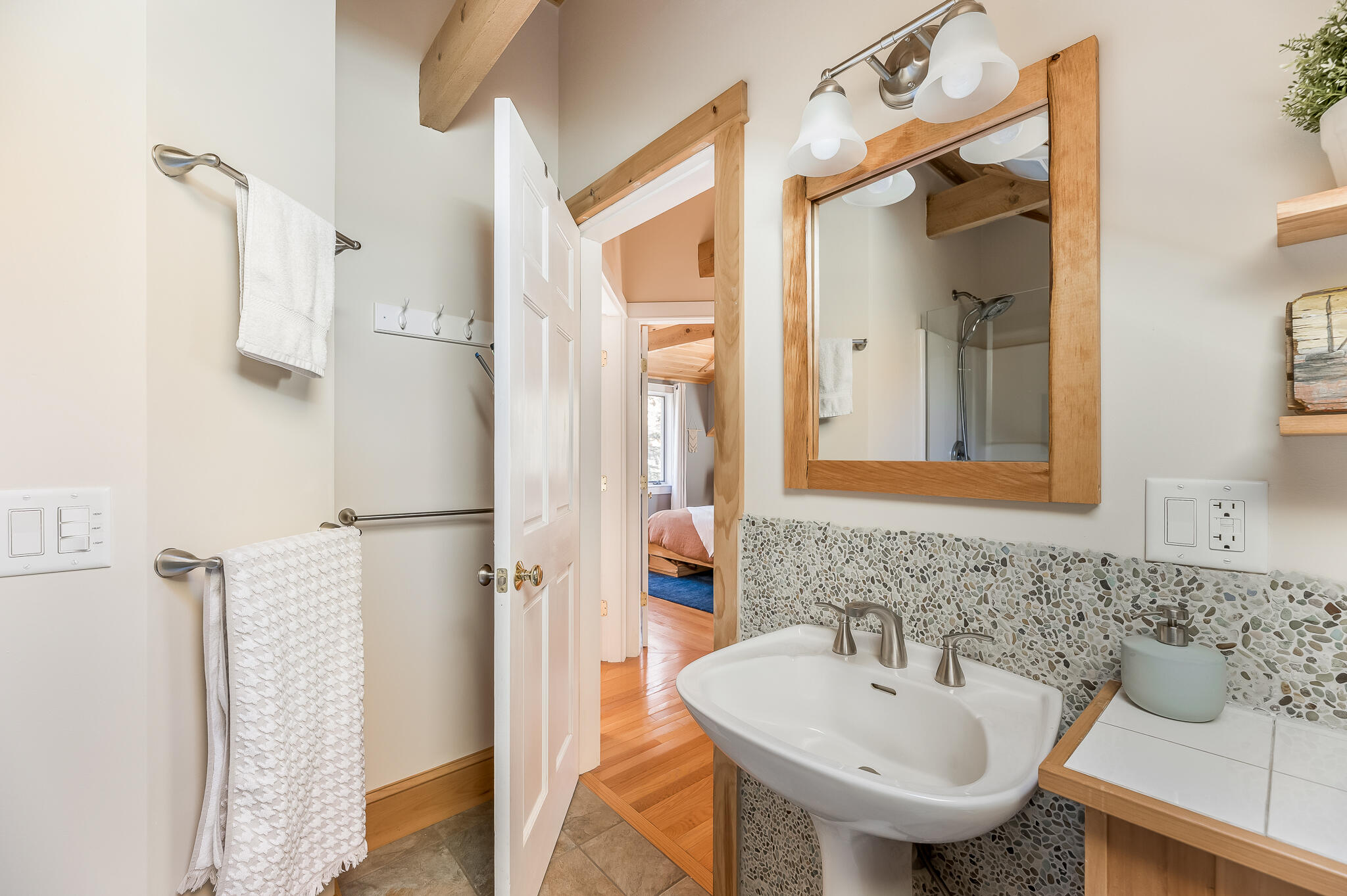 424 South Road Holden, ME 04429 - Photo 37 of 62 2nd floor full bath pic 2