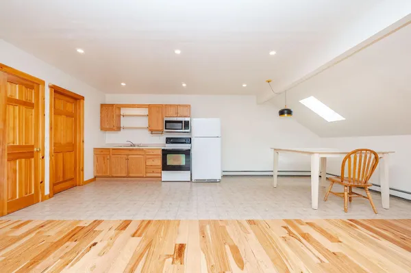 $2,500 | 345 Dry Hill Road, Barrington, NH 03825