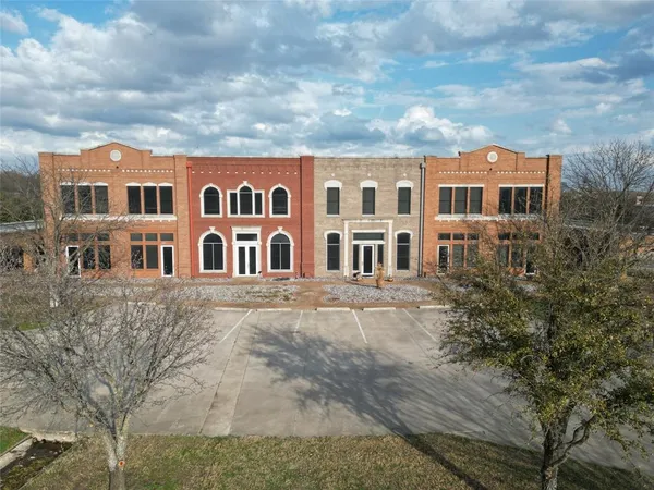 $403,900 | 11351 Hilltop Road, Unit 105, Argyle, TX 76226