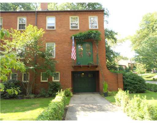 514 Bigham Road Pittsburgh, PA 15211 - Photo 6 of 10 Exterior Back.