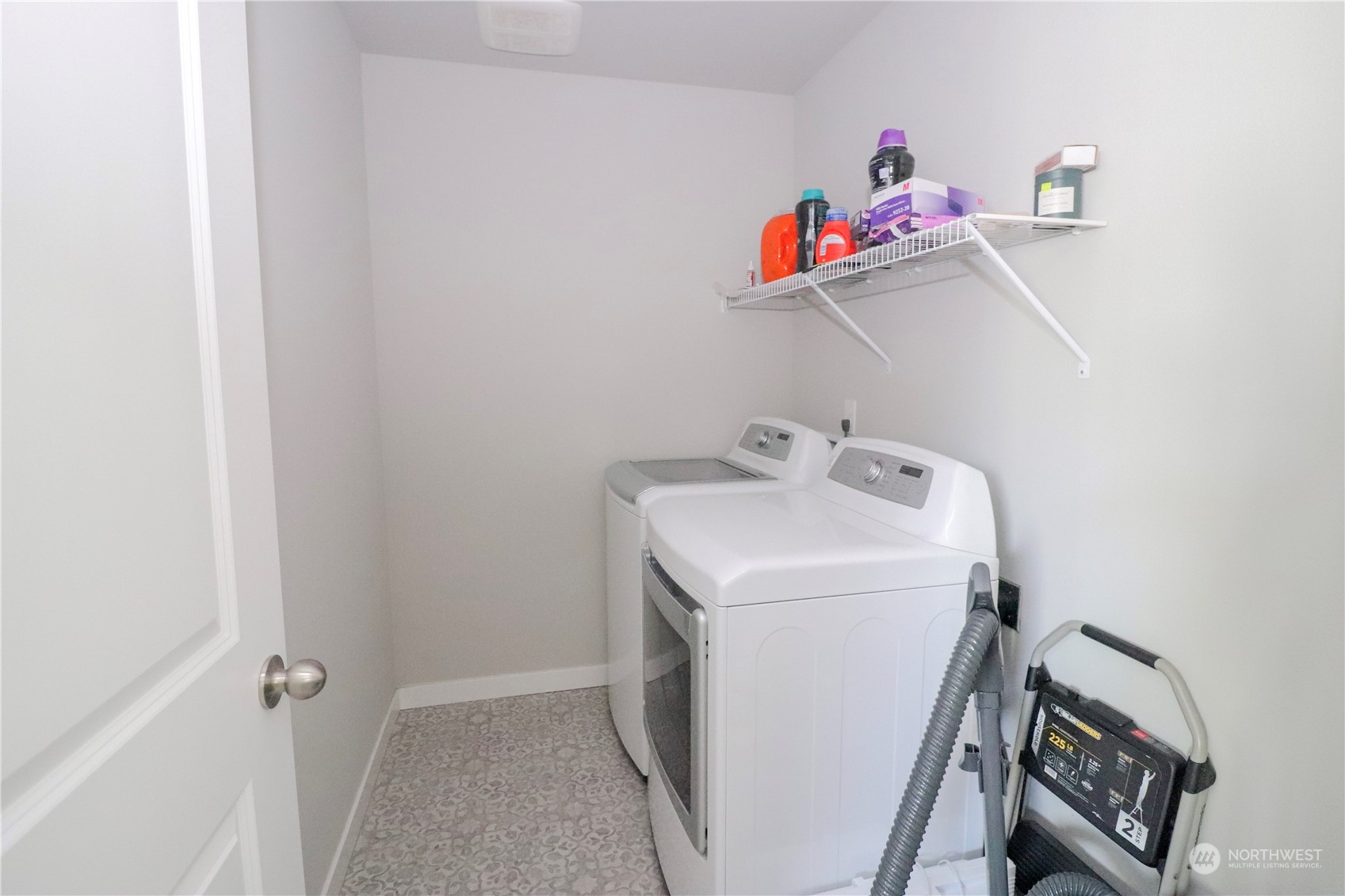 1032 Magnuson Way Bremerton, WA 98310 - Photo 13 of 18 Gallery Image 13