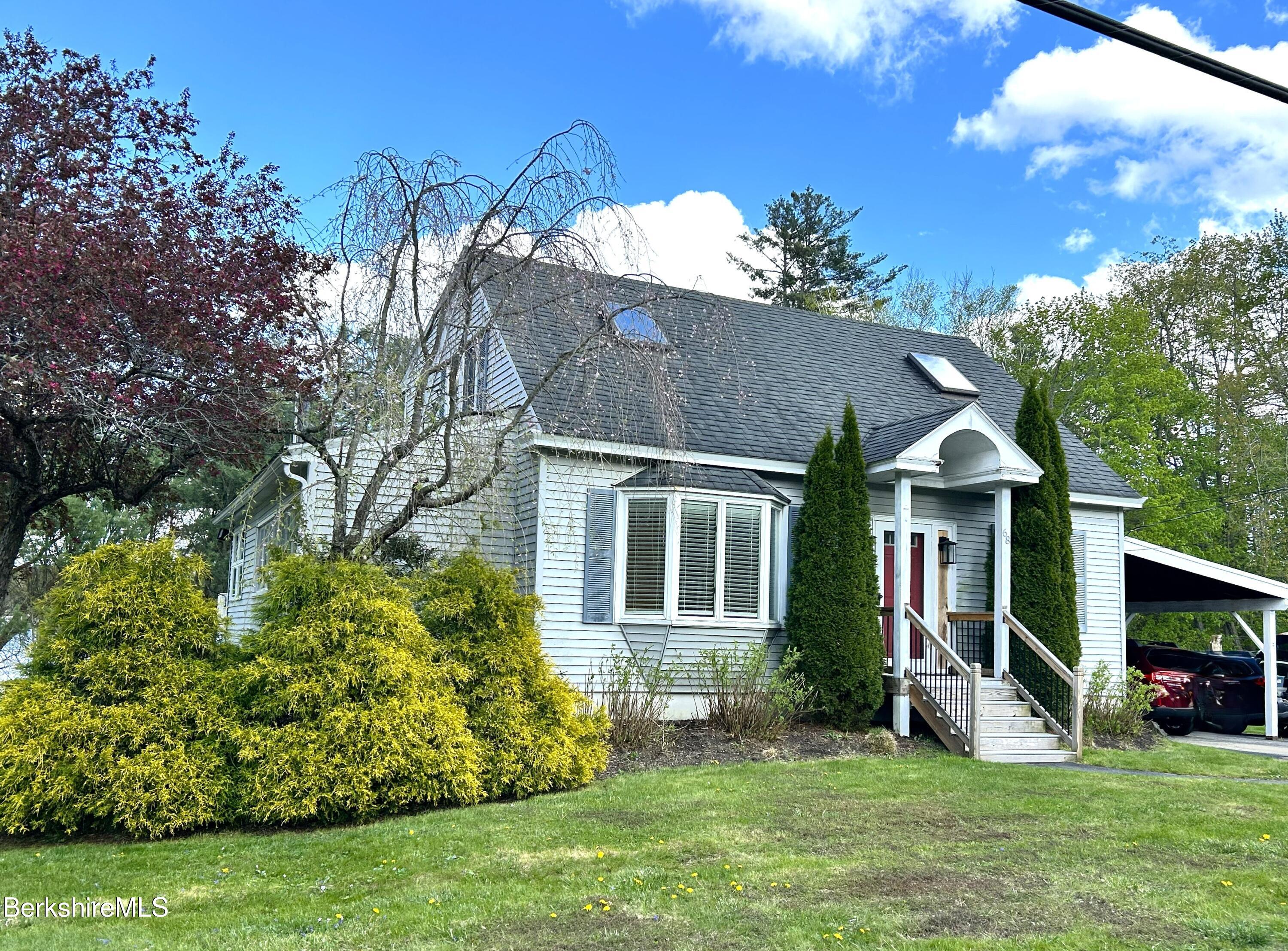 68 Ridge Avenue Pittsfield, MA 01201 - Photo 1 of 56 IMG_0075