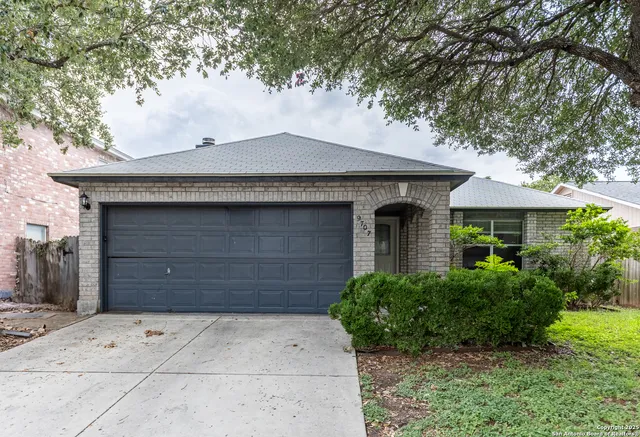 $1,725 | 9707 Alisa Brooke, San Antonio, TX 78254