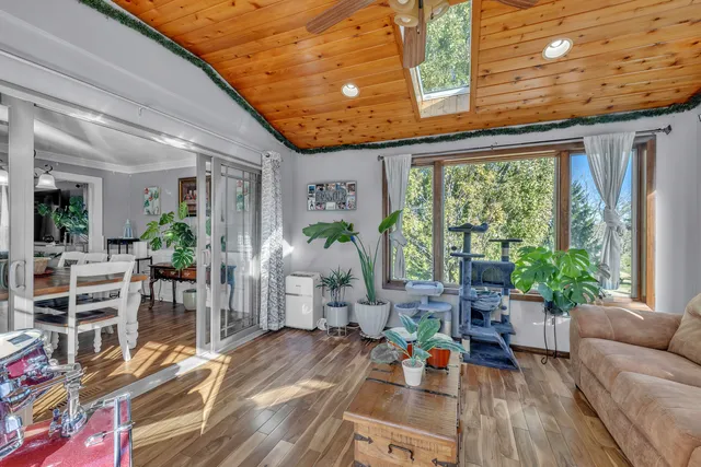 $399,990 | 6338 Thicket Lane, Cherry Valley, IL 61016