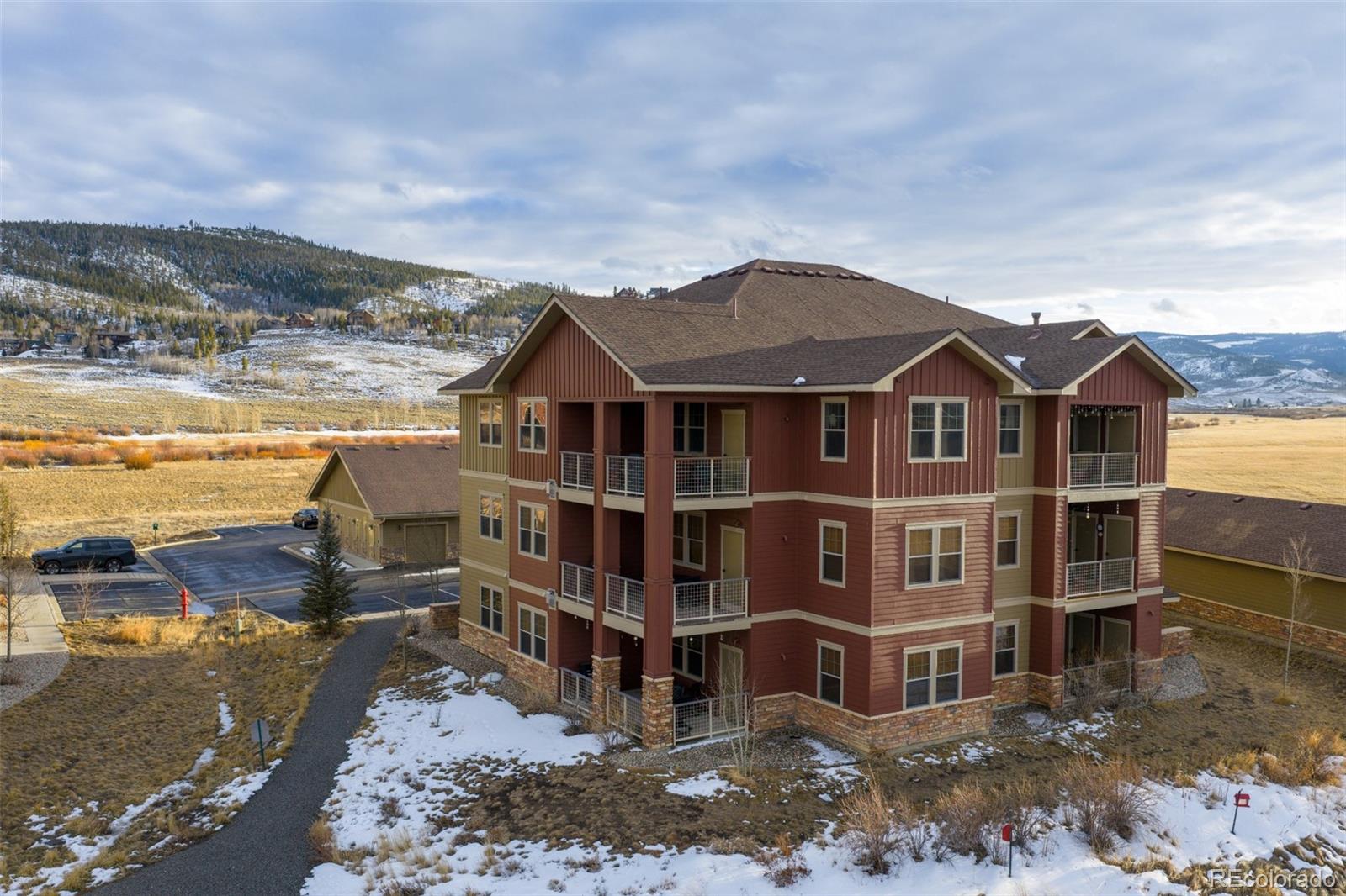 162 Village Road, Unit 303 Granby, CO 80446 - Photo 2 of 37 Gallery Image 2
