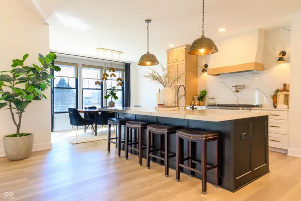 $750,000 | 6661 West 100 North, Greenfield, IN 46140