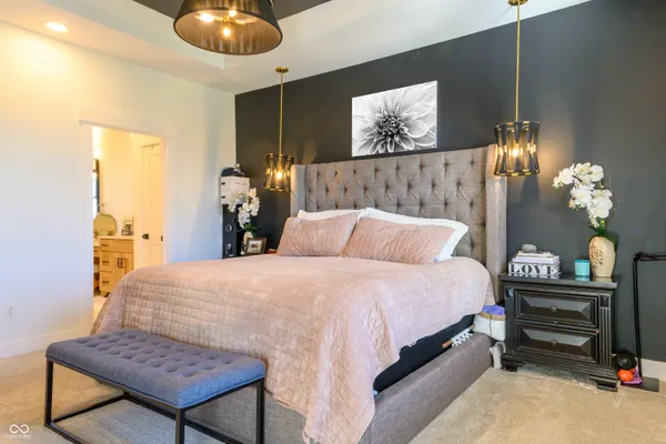 $750,000 | 6661 West 100 North, Greenfield, IN 46140