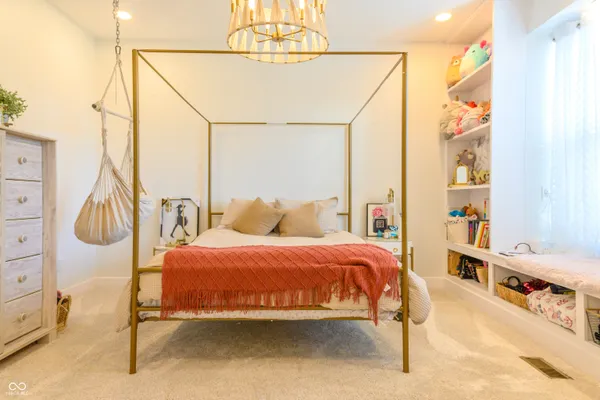 $750,000 | 6661 West 100 North, Greenfield, IN 46140