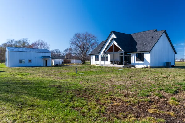 $750,000 | 6661 West 100 North, Greenfield, IN 46140