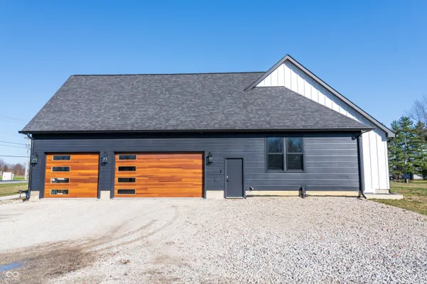 $750,000 | 6661 West 100 North, Greenfield, IN 46140