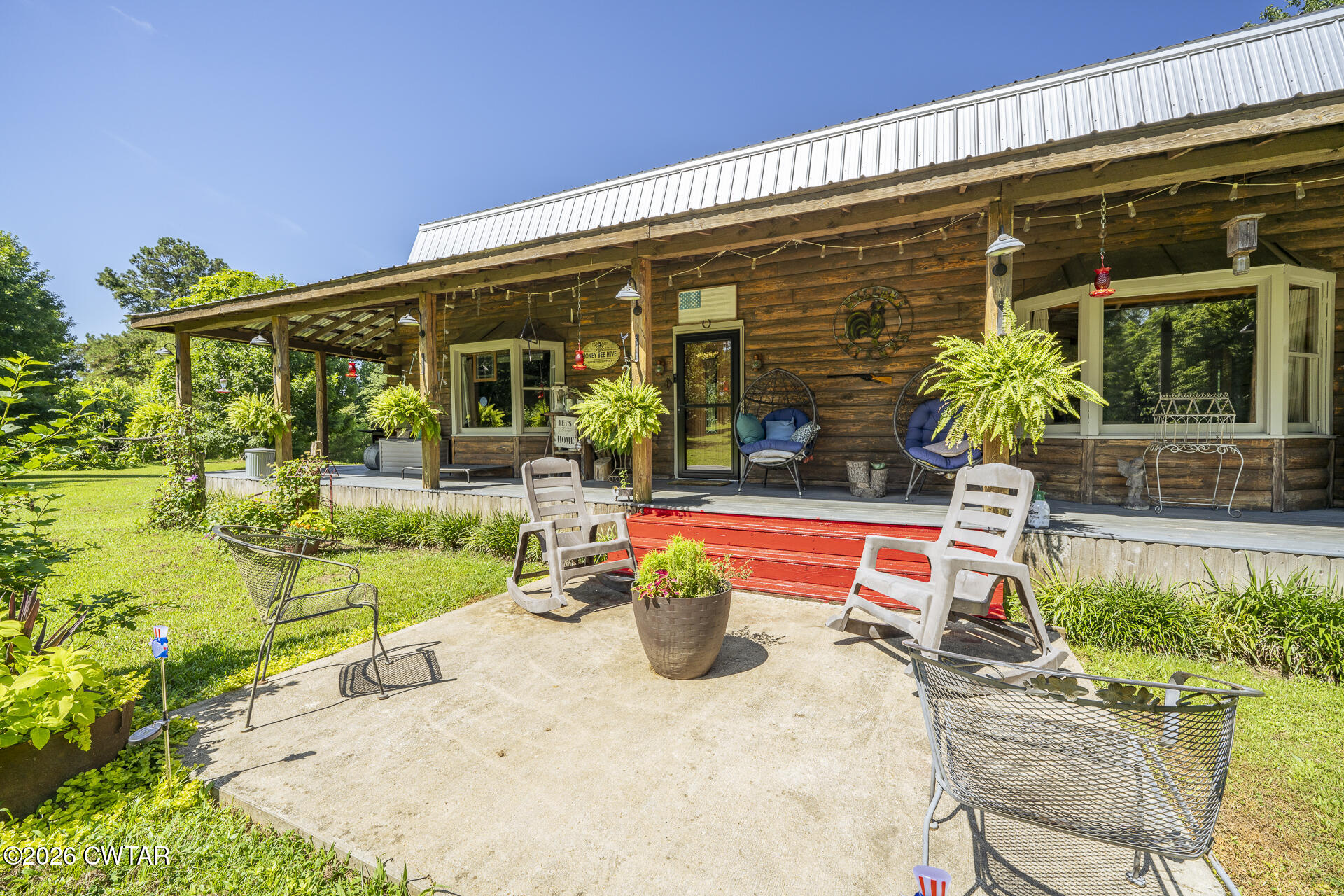 680 New Flanagan Road Lexington, TN 38351 - Photo 3 of 44 680 New Flanagan Rd Lexington TN-40