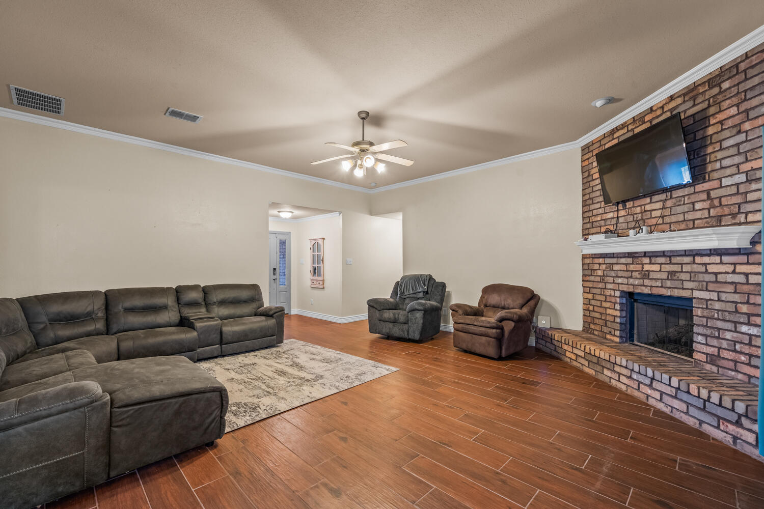 2605 Madison Street Lubbock, TX 79415 - Photo 3 of 22 2605 Madison St-33