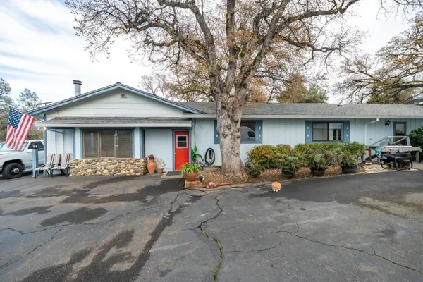 $455,000 | 15799 Nauvoo Trail, Redding, CA 96001