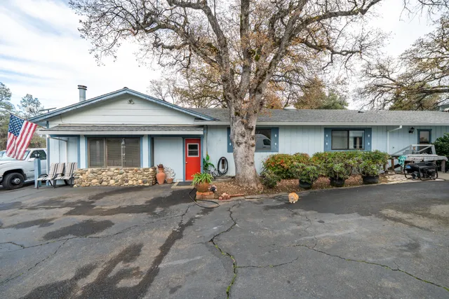 $465,000 | 15799 Nauvoo Trail, Redding, CA 96001