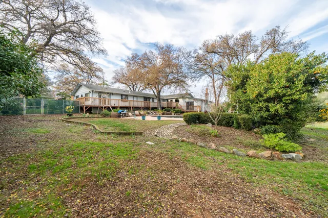 $465,000 | 15799 Nauvoo Trail, Redding, CA 96001