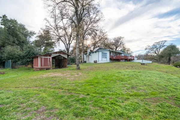 $455,000 | 15799 Nauvoo Trail, Redding, CA 96001