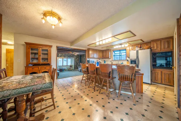 $455,000 | 15799 Nauvoo Trail, Redding, CA 96001
