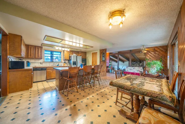 $465,000 | 15799 Nauvoo Trail, Redding, CA 96001