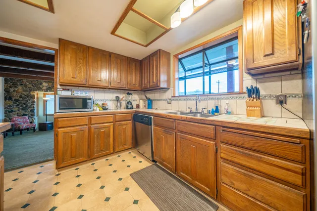 $465,000 | 15799 Nauvoo Trail, Redding, CA 96001