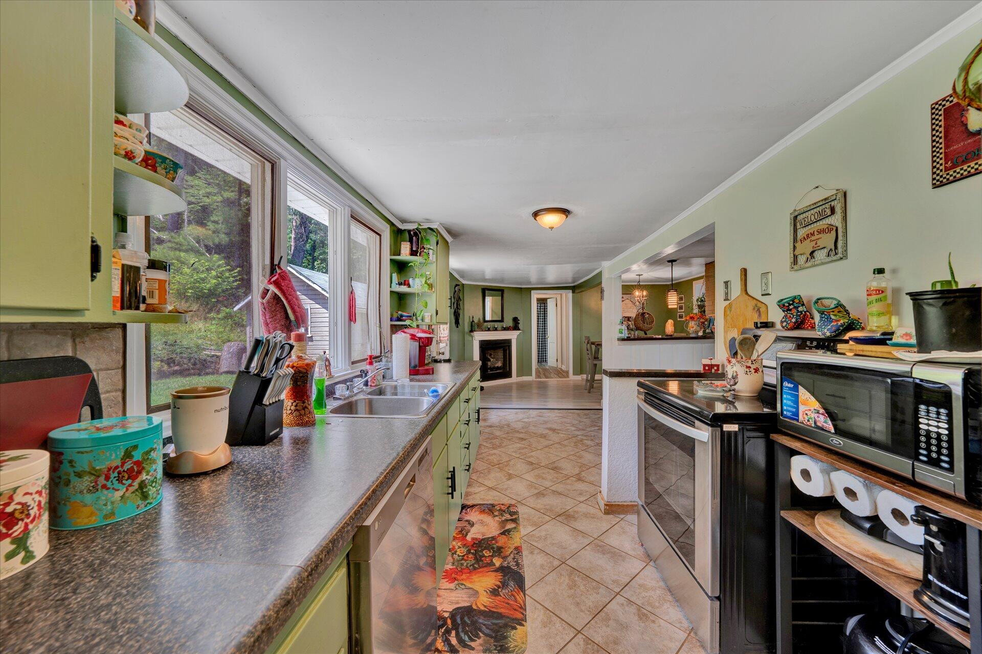 1344 Skyview Road Salem, VA 24153 - Photo 6 of 23 workspace with wooden floor and windows
